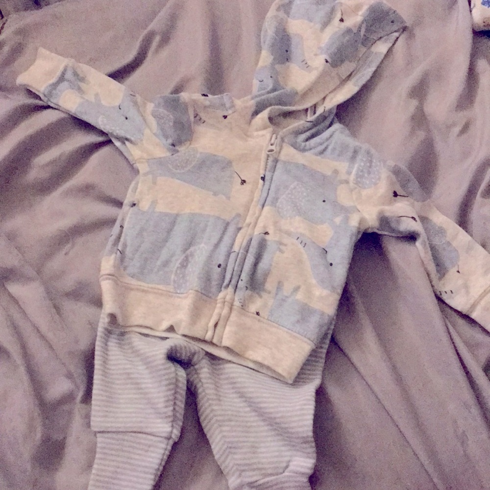 Newborn child of mine carters matching set